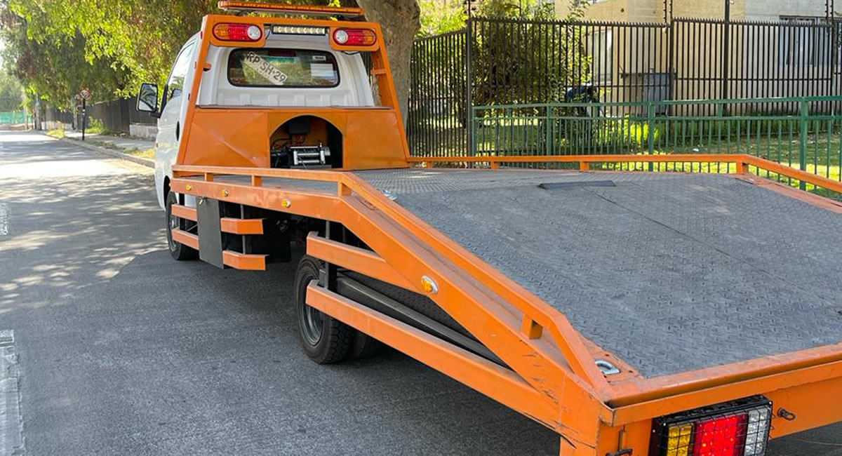 Grúa plataforma en Santiago